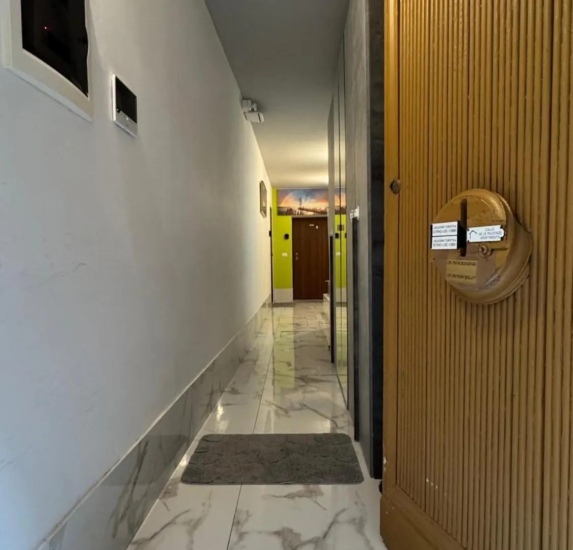 Calle De Le Pazienze Apartments 베니스