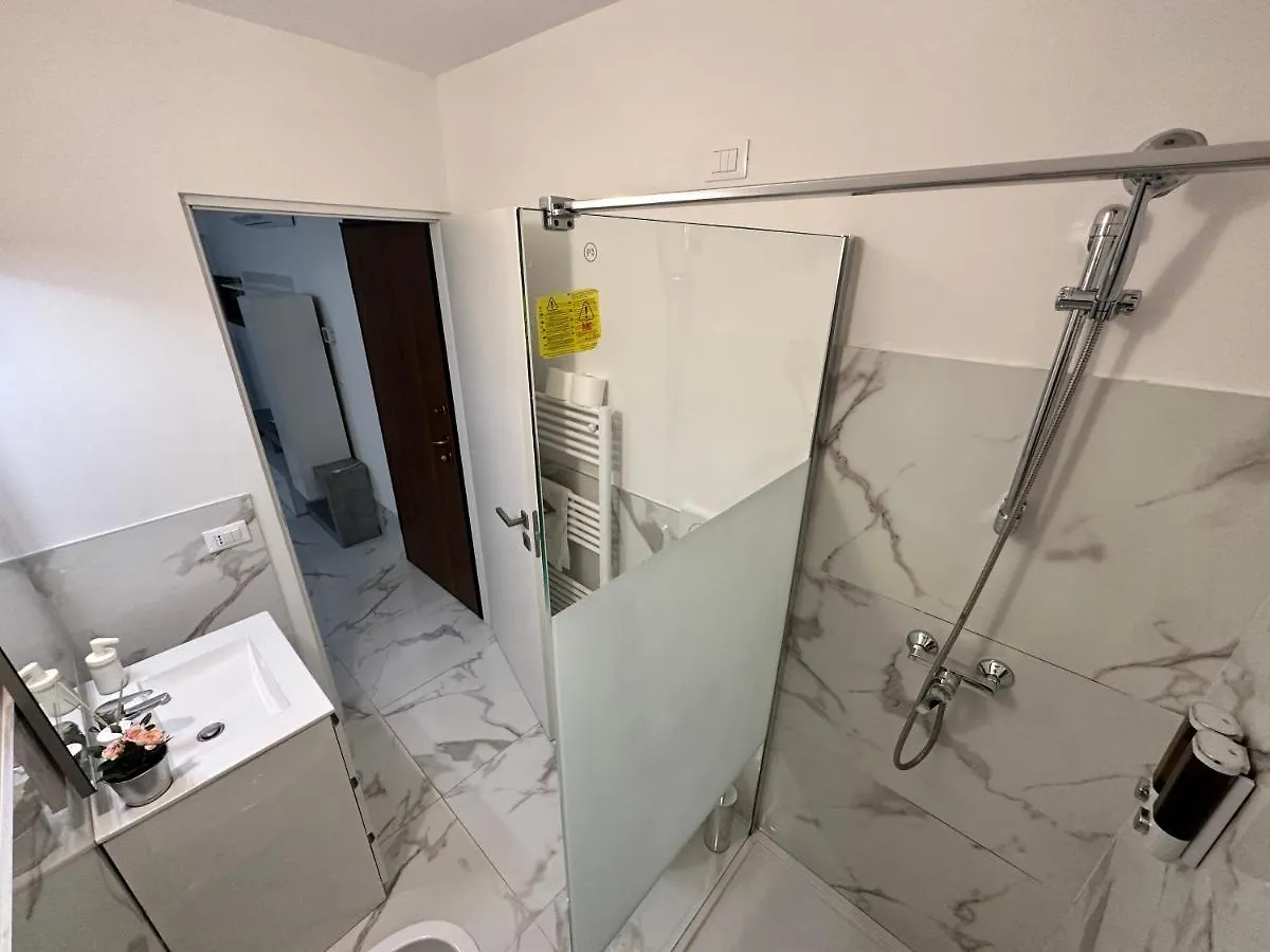 Calle De Le Pazienze Apartments البندقية