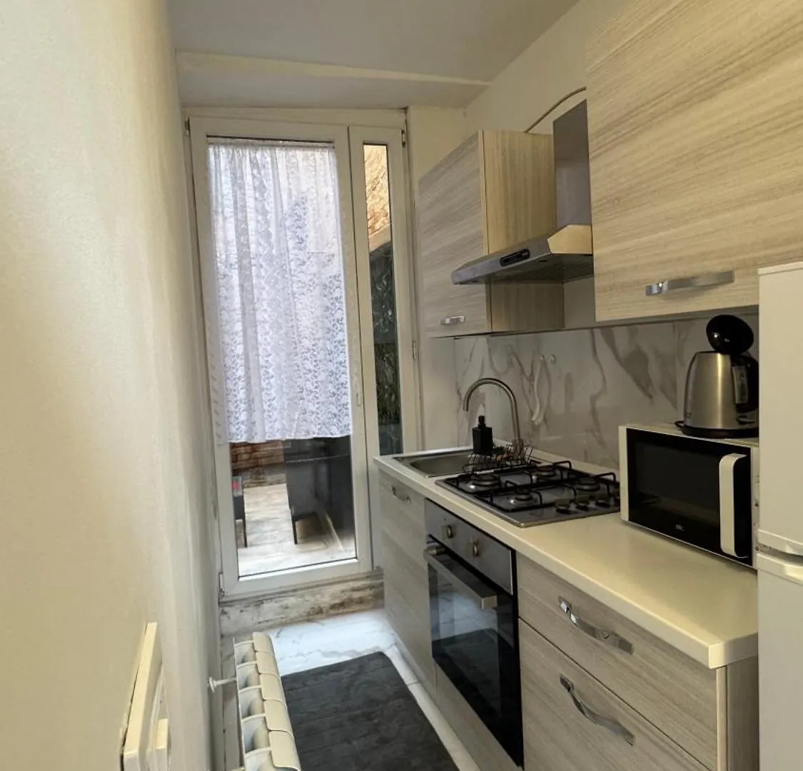 Calle De Le Pazienze Apartments البندقية